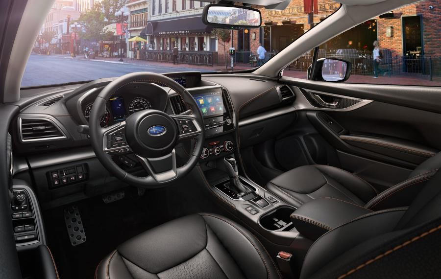 Интерьер Subaru XV 2017 года  (WW) (фото 12 из 47)